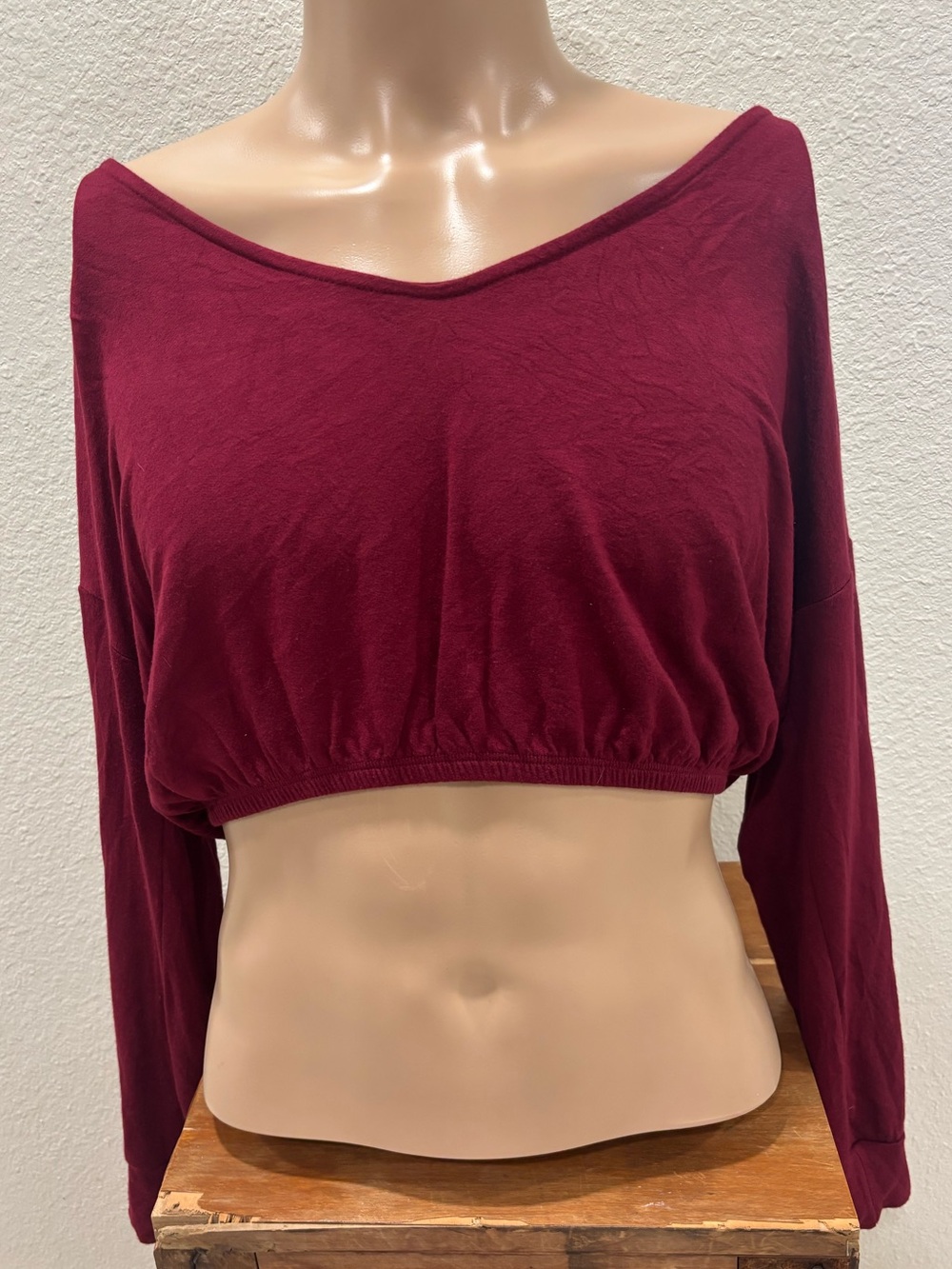 Timing Burgundy Long-Sleeve Off Shoulder Cropped Top Sz M